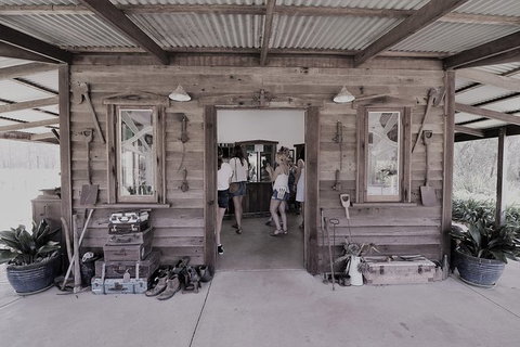 The Favourite 4 Experience - Tourism Caloundra 0
