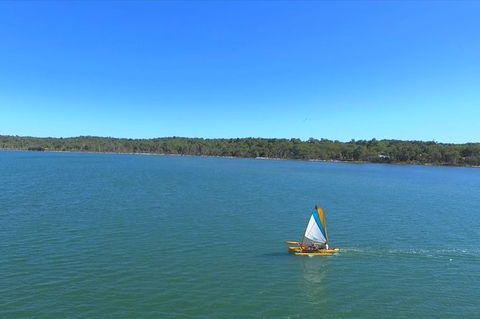 Sailing Kayak Adventure Through The Peel Harvey Estuary - Tourism Caloundra 5