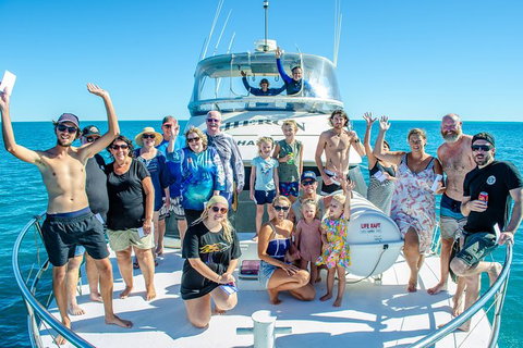 Full-Day Whale Sharks Swimming Experience On Ningaloo Reef - Tourism Caloundra 16