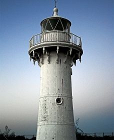 Warden Head Lighthouse - Tourism Caloundra 0