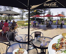 The Beach And Bush Gallery And Cafe - Tourism Caloundra 0