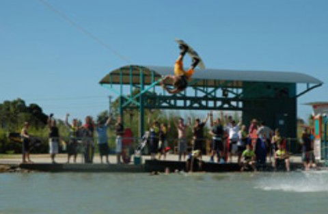 Cable Ski Cairns - Tourism Caloundra 0