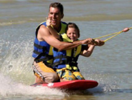 Cable Ski Cairns - Tourism Caloundra 1