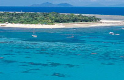 Cairns Seaplanes - Tourism Caloundra 0
