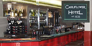 Cauliflower Hotel - Tourism Caloundra 0
