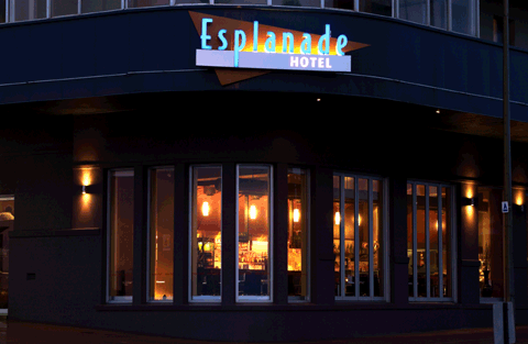 Esplanade Hotel - Tourism Caloundra 0