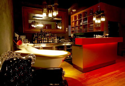 Euro Trash Bar - Tourism Caloundra 0