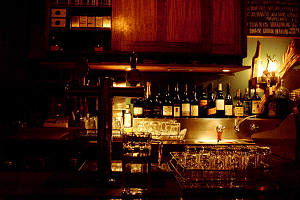 Meyers Place (Gaffer Bar) - Tourism Caloundra 0