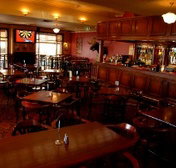 Gilroy's Hotel - Tourism Caloundra