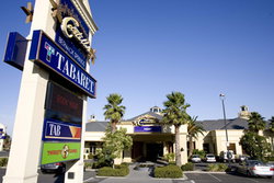 Castello's At Berwick - Tourism Caloundra 0