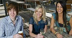 Mile End Hotel - Tourism Caloundra 1