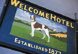 The Welcome Hotel - Tourism Caloundra 1