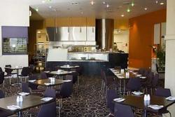 Fountain Gate Hotel - Tourism Caloundra 0