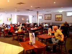 Midway Tavern - Tourism Caloundra 2