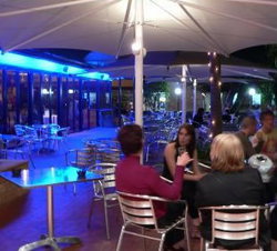 Sussex Hotel - Tourism Caloundra 2