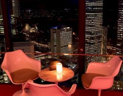 Summit - Orbit Lounge Bar - Tourism Caloundra 2