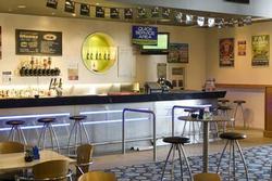 Fountain Gate Hotel - Tourism Caloundra 1