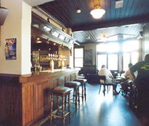 Australian Youth Hotel - Tourism Caloundra 2