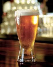 Lucky Star Tavern - Tourism Caloundra 3