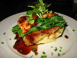 Chequers Inn Hotel - Tourism Caloundra 3