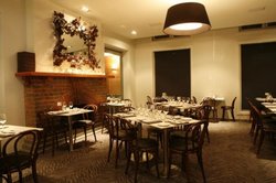 Precinct Hotel - Tourism Caloundra 2