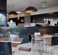 The Cremorne Hotel - Tourism Caloundra