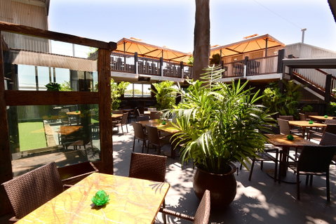 The Kent Town Hotel - Tourism Caloundra 1