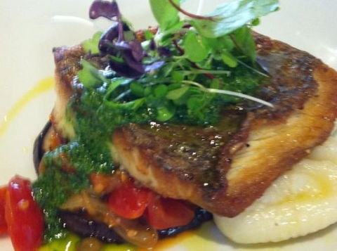 Galley Foods Restaurant - Tourism Caloundra 4