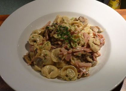 Il Buco Restaurant - Tourism Caloundra 4