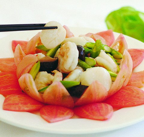 Mandarin Court Restaurant - Tourism Caloundra 1