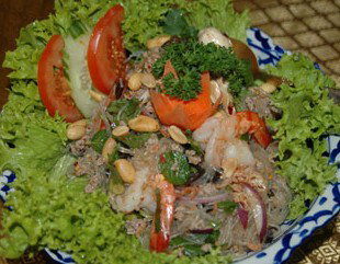 Lime Leaf Thai - Tourism Caloundra 3