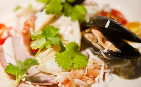 Sails Restaurant Noosa - Tourism Caloundra 1