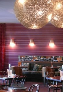 Golden Fleece Hotel - Tourism Caloundra 0