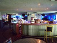 White Sands Tavern - Tourism Caloundra 0