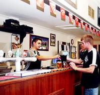 Knickerbocker Hotel - Tourism Caloundra