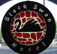 Black Swan Hotel - Tourism Caloundra