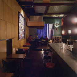 Meyers Place Bar - Tourism Caloundra 0