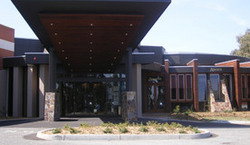 L'Unico Hotel - Tourism Caloundra 0