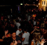 The Causeway Bar - Tourism Caloundra