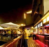 The Lucky Shag Waterfront Bar - Tourism Caloundra