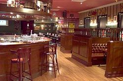 Melbourne Central Lion Hotel - Tourism Caloundra 1