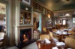 O'Connells Centenary Hotel - Tourism Caloundra 2