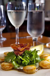 Pagoda Restaurant & Bar - Tourism Caloundra 3