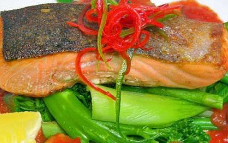 Hot Pipis Restaurant - Tourism Caloundra 1