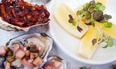 Latitude 21 Restaurant & Bar - Tourism Caloundra 1