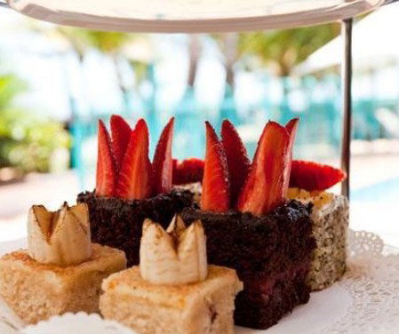 Latitude 21 Restaurant & Bar - Tourism Caloundra 2