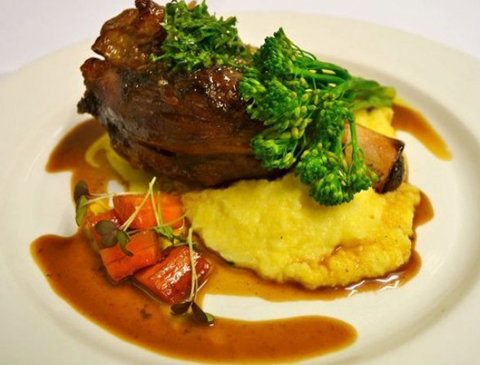 Portofino On Bank - Tourism Caloundra 3