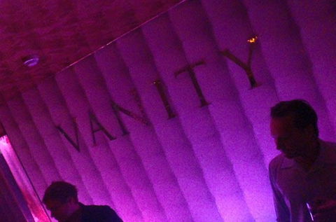 Vanity Nightclub - Tourism Caloundra 0
