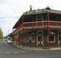Ryans Hotel - Tourism Caloundra
