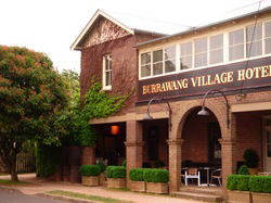 Burrawang Village Hotel - Tourism Caloundra 0